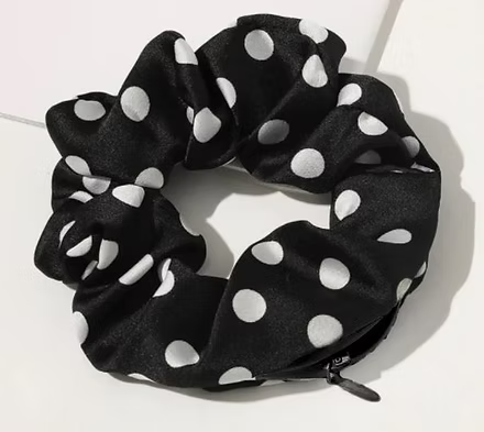 STASH SCRUNCHIE