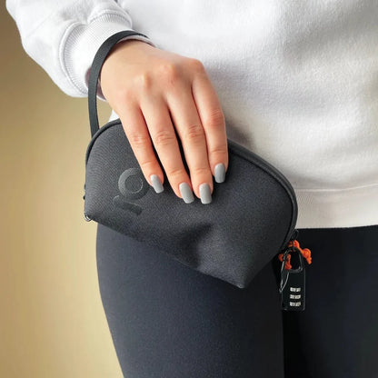 Ongrok Carbon-Lined Wrist Bag